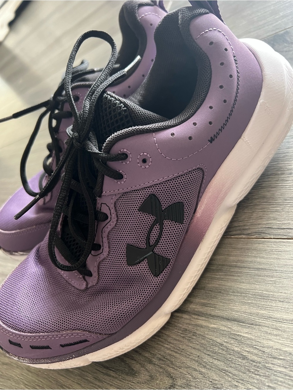 Under Armour Black and Purple Athletic Shoe